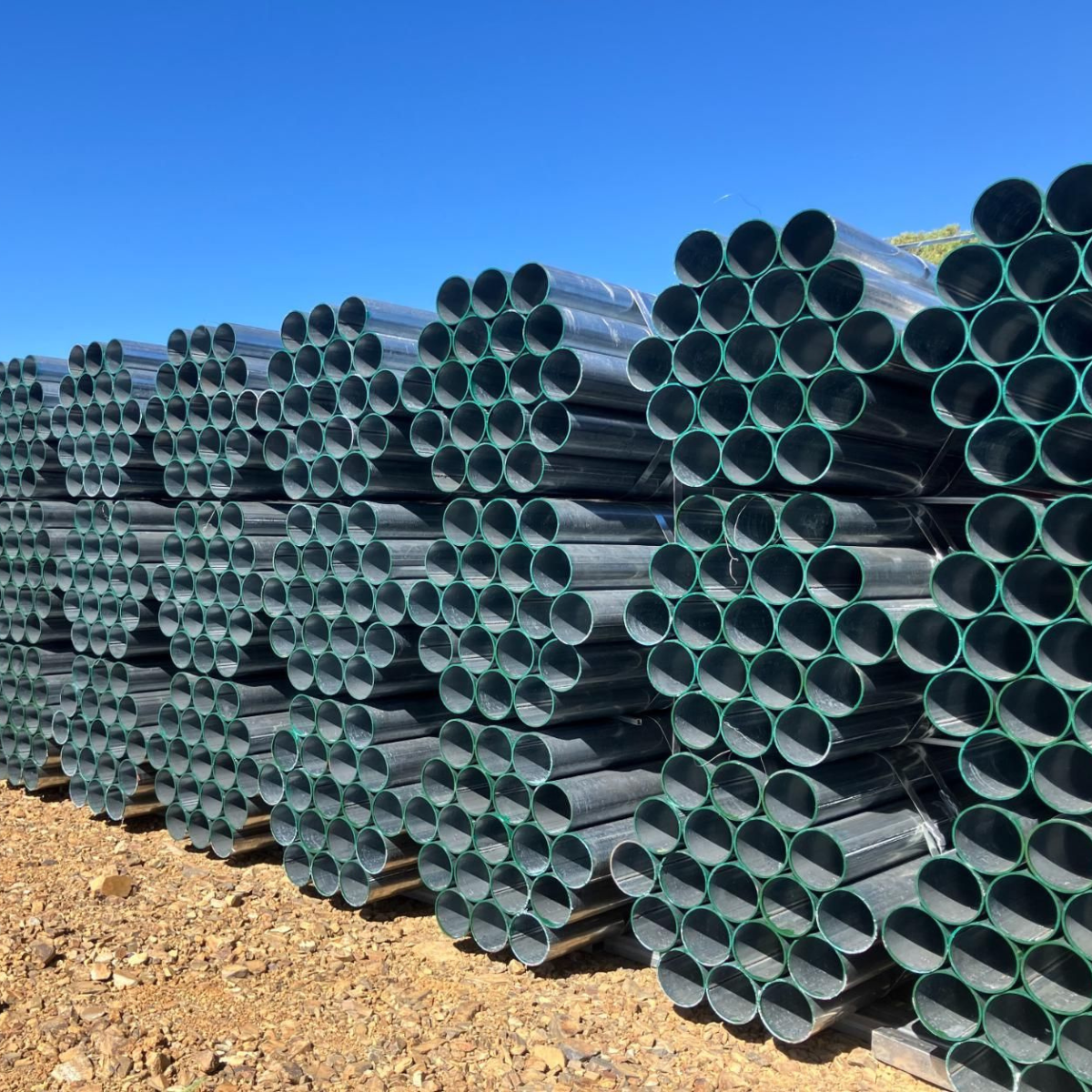 100NB Strainer Posts